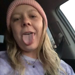 Meet your Posher, Carley